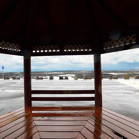 Gyeryonggil Pension Чеджудо Экстерьер фото